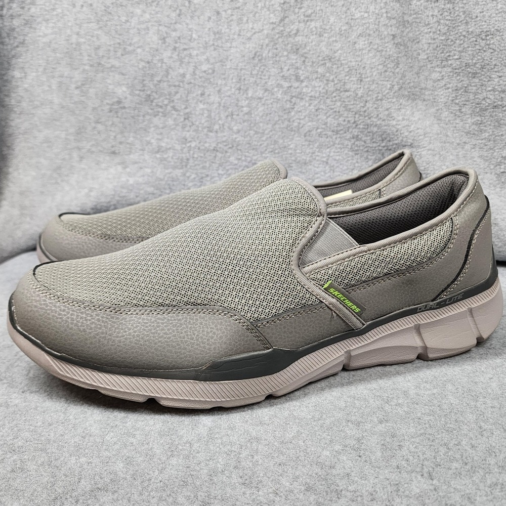 Skechers D'Lites Shoes Mens Size 13‎ Gray Slip On Memory Foam Casual Comfort